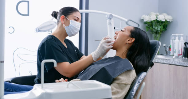 Best Wisdom Tooth Removal  in Comstock Northwest, MI